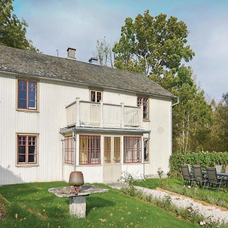 Stunning Home In Mellerud With Kitchen Anolfsbyn Экстерьер фото